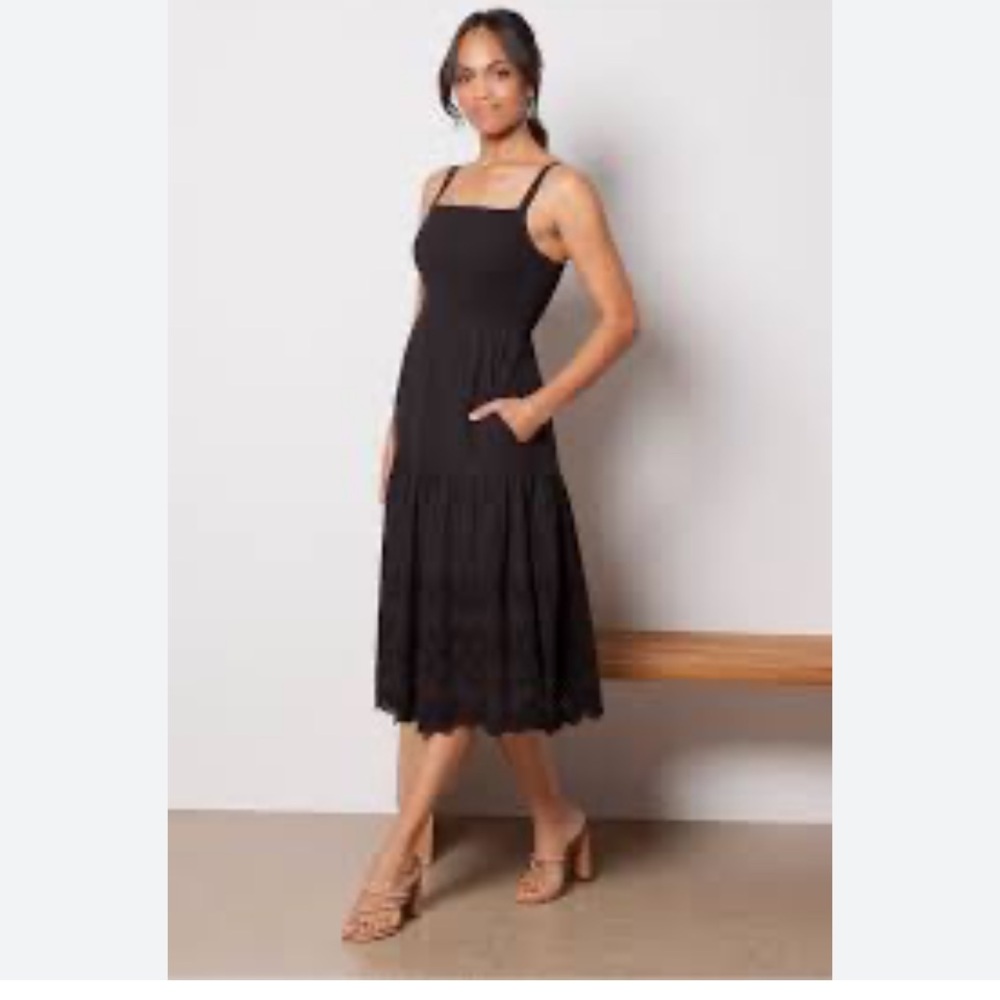 Evereve Black Square-Neck Tiered Midi Dress